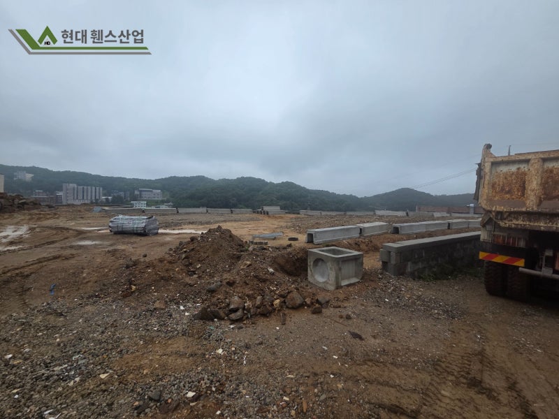 용인휀스 유방동 600M 시공기 뉴-메쉬 앙카타입 정밀시공 사례 용인휀스 유방동 600M 시공기 뉴-메쉬 앙카타입 정밀시공 사례