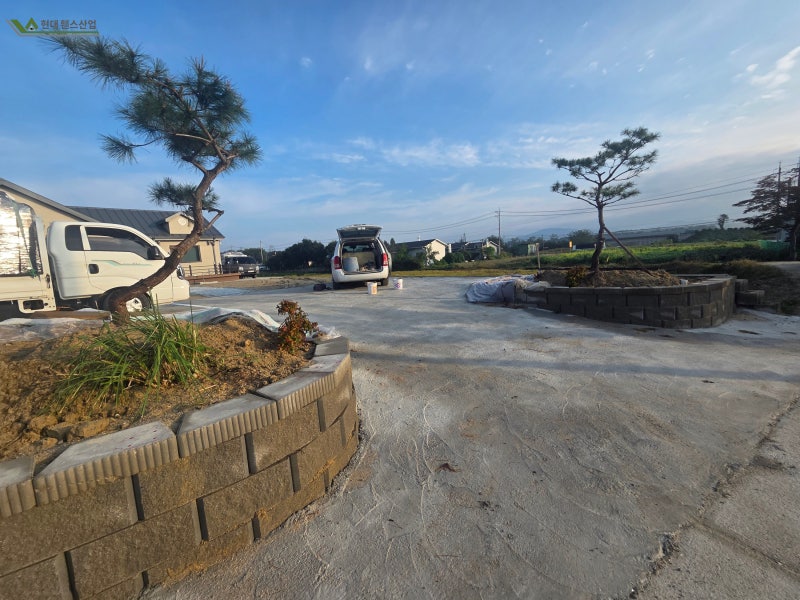 용인휀스 처인구 이동읍 전원주택단지 메쉬휀스 기초 매립형 타입 H1500 시공 설치