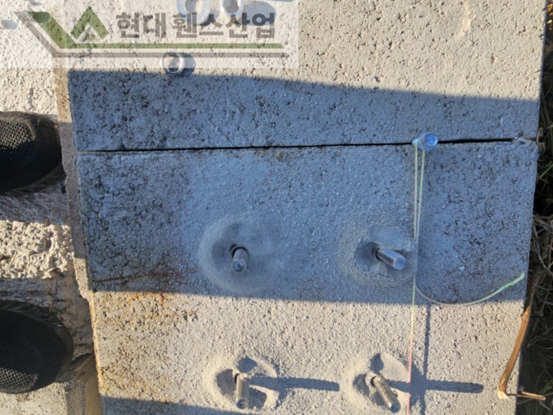 천안휀스 펜스 울타리 - 천안시 성환읍에 위치한 전원 주택에 경계용 메쉬휀스를 시공한 현장을 소개합니다. 천안휀스 펜스 울타리 - 천안시 성환읍에 위치한 전원 주택에 경계용 메쉬휀스를 시공한 현장을 소개합니다.
