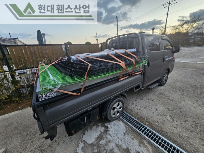 제부도휀스 펜스 울타리 - 제부도에 위치한 독채 펜션에 휀스를 이용해서 강아지울타리를 만든 현장을 소개합니다. 제부도휀스 펜스 울타리 - 제부도에 위치한 독채 펜션에 휀스를 이용해서 강아지울타리를 만든 현장을 소개합니다.