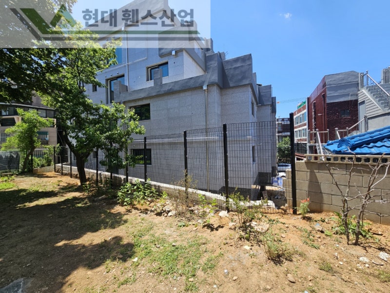천안휀스 펜스 울타리 - 천안시 성환읍에 위치한 작은 텃밭에 반려견 보호용 메쉬휀스를 설치한 현장을 소개합니다. 천안휀스 펜스 울타리 - 천안시 성환읍에 위치한 작은 텃밭에 반려견 보호용 메쉬휀스를 설치한 현장을 소개합니다.