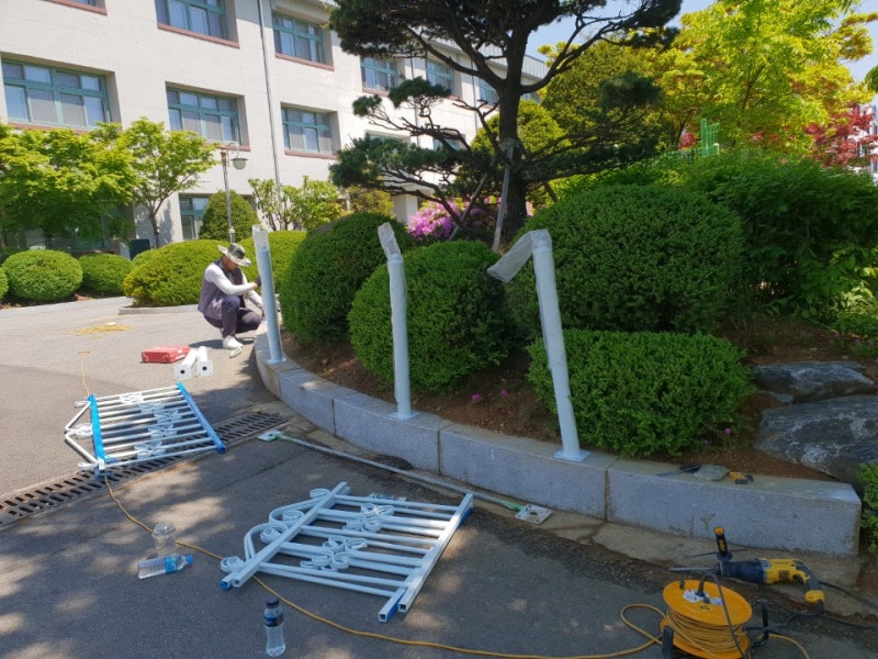 평택휀스ㅡ평택울타리ㅡ평택한광고등학교화단휀스설치 평택휀스ㅡ평택울타리ㅡ평택한광고등학교화단휀스설치