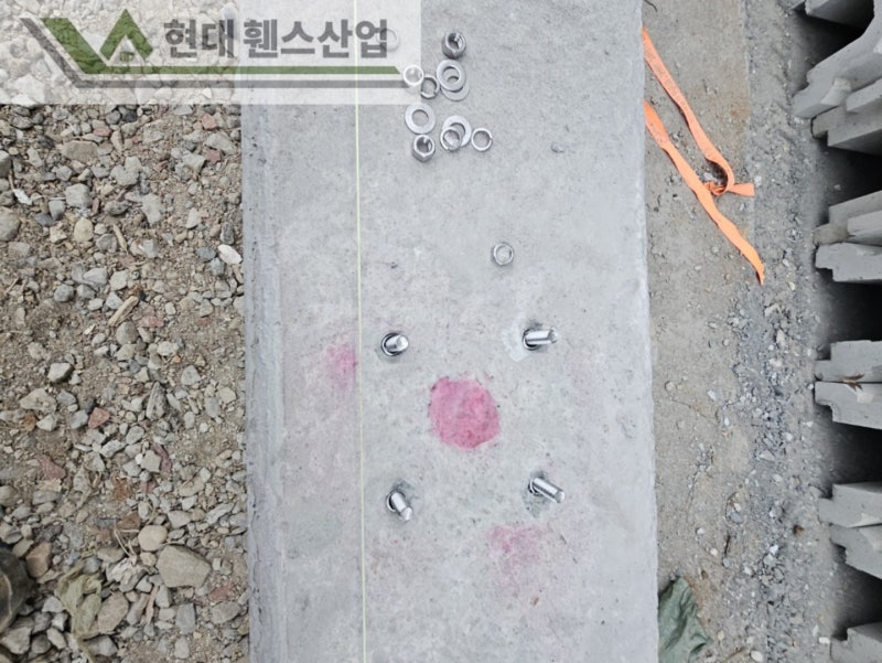 부평휀스 펜스 울타리 - 부평시에 위치한 신축아파트 경계에 베이직 A형휀스를 시공한 현장을 소개합니다.