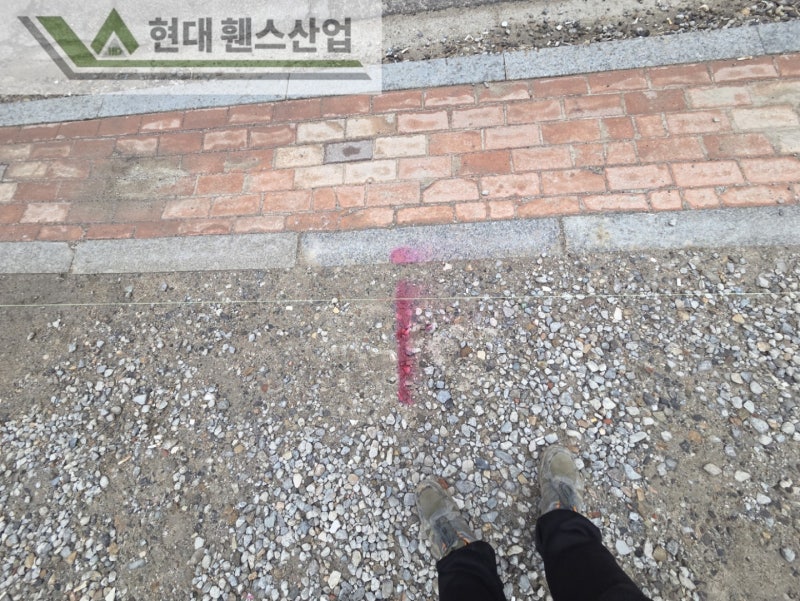 고양휀스 펜스 울타리 - 고양시에 위치한 임시 주차장 부지에 경계용 메쉬휀스를 시공한 현장을 소개합니다.