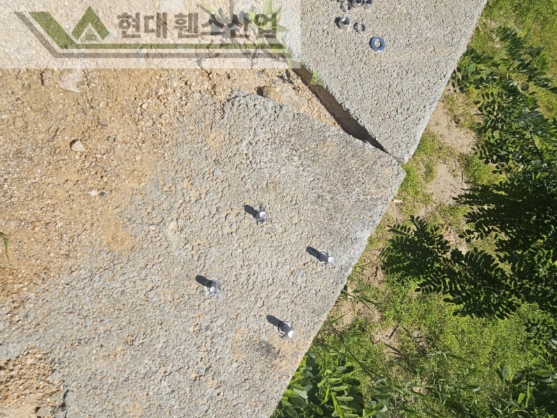 예산휀스 펜스 울타리 - 예산군 덕산면에 위치한 전원주택에 가성비 좋고 아름다운 베이직 휀스를 설치한 현장을 소개합니다.