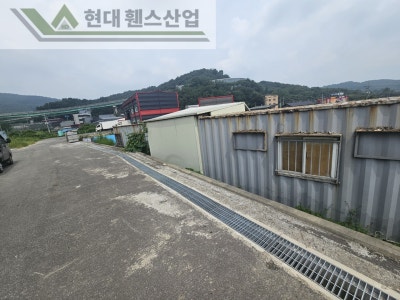 천안휀스 펜스 울타리 - 천안시 서북구에 위치한 신축 카페 건물 경계에 베이직휀스를 시공한 현장을 소개합니다. 천안휀스 펜스 울타리 - 천안시 서북구에 위치한 신축 카페 건물 경계에 베이직휀스를 시공한 현장을 소개합니다.