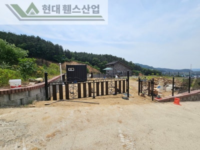 아산휀스 펜스 울타리 - 아산시 선장면에 위치한 경치가 아름다운 전원주택에 베이직휀스를 설치한 현장을 소개합니다. 아산휀스 펜스 울타리 - 아산시 선장면에 위치한 경치가 아름다운 전원주택에 베이직휀스를 설치한 현장을 소개합니다.