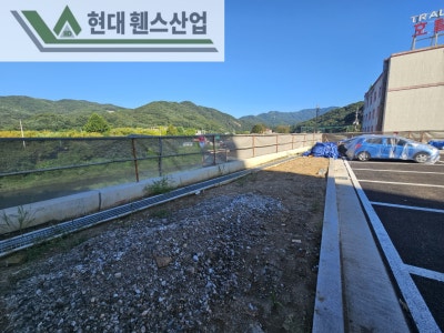 청평휀스 펜스 울타리 - 가평군 청평면에 위치한 물류창고에 경계용 메쉬휀스를 시공한 현장을 소개합니다.