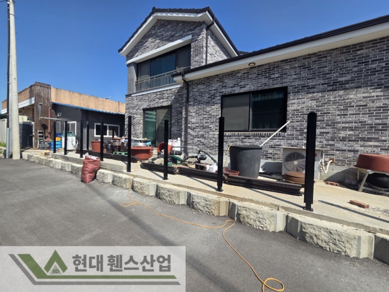 아산휀스 펜스 울타리 - 사생활 보호에 탁월한 효과!! 거기에 아름다운 디자인까지!!