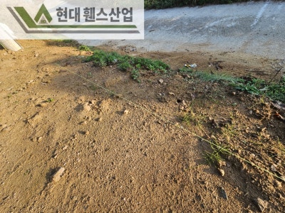 안성휀스 펜스 울타리 - 안성시 아양동에 위치한 나대지에 경계용 메쉬휀스를 시공한 현장을 소개합니다. 안성휀스 펜스 울타리 - 안성시 아양동에 위치한 나대지에 경계용 메쉬휀스를 시공한 현장을 소개합니다.