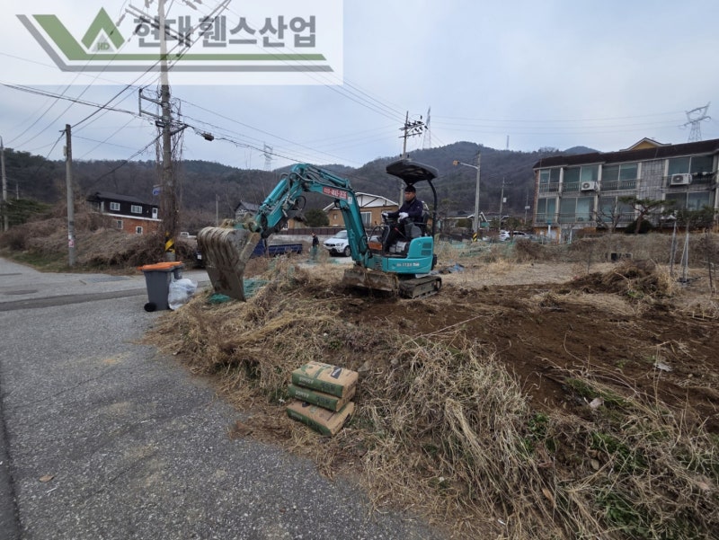 아산휀스 펜스 울타리 - 아산시 모종동에 위치한 작은 전원주택마을 내에 위치한 작은 밭에 출입방지용 메쉬휀스를 시공한 현장을 소개합니다. 아산휀스 펜스 울타리 - 아산시 모종동에 위치한 작은 전원주택마을 내에 위치한 작은 밭에 출입방지용 메쉬휀스를 시공한 현장을 소개합니다.