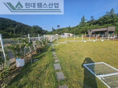 평택휀스 펜스 울타리 - 평택시 송탄동에 위치한 주말 농막에 경계용 메쉬휀스를 설치한 현장을 소개합니다.