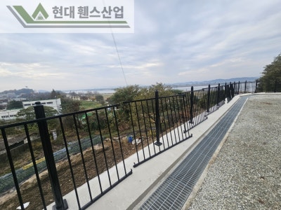 논산휀스 펜스 울타리 - 논산시 양촌면에 위치한 음식점 경계에 추락방지용 베이직 A형휀스를 시공한 현장을 소개합니다.
