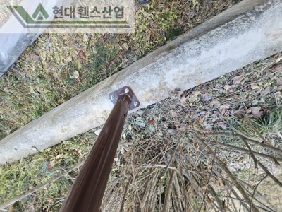 천안휀스 펜스 울타리 - 천안시 동남구에 위치한 전원주택에 디자인창살형 휀스를 시공한 현장을 소개합니다. 천안휀스 펜스 울타리 - 천안시 동남구에 위치한 전원주택에 디자인창살형 휀스를 시공한 현장을 소개합니다.