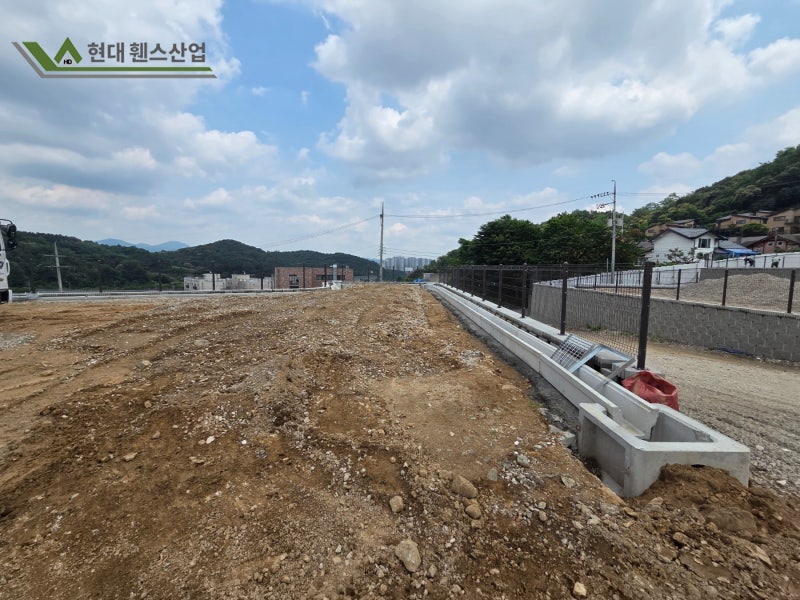 용인휀스 유방동 600M 시공기 뉴-메쉬 앙카타입 정밀시공 사례 용인휀스 유방동 600M 시공기 뉴-메쉬 앙카타입 정밀시공 사례