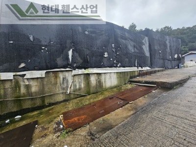 천안휀스 펜스 울타리 - 천안시 목천읍에 위치한 공장 경계에 차폐휀스를 설치한 현장을 소개합니다.