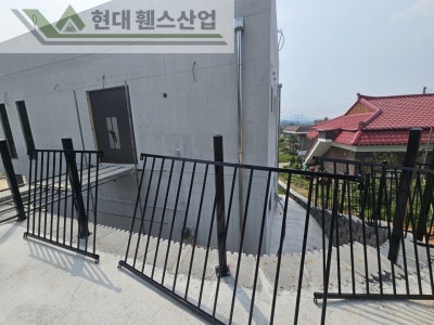 평택휀스 펜스 울타리 - 평택시 유천동에 위치한 신축 교회 건물에 베이직 휀스를 설치한 현장을 소개합니다. 평택휀스 펜스 울타리 - 평택시 유천동에 위치한 신축 교회 건물에 베이직 휀스를 설치한 현장을 소개합니다.