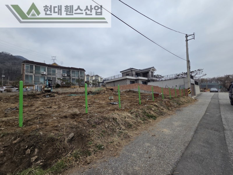 아산휀스 펜스 울타리 - 아산시 모종동에 위치한 작은 전원주택마을 내에 위치한 작은 밭에 출입방지용 메쉬휀스를 시공한 현장을 소개합니다. 아산휀스 펜스 울타리 - 아산시 모종동에 위치한 작은 전원주택마을 내에 위치한 작은 밭에 출입방지용 메쉬휀스를 시공한 현장을 소개합니다.