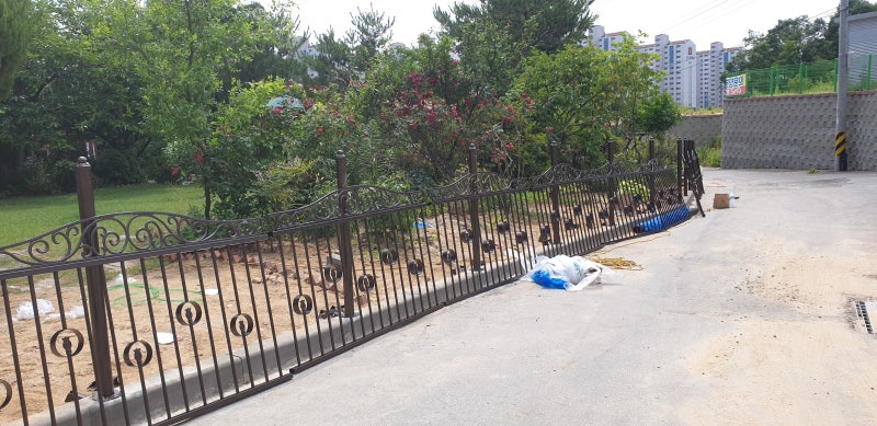 군산시 전원주택시공 ㅡ 군산 울타리 ㅡ 군산디자인휀스 시공 군산시 전원주택시공 ㅡ 군산 울타리 ㅡ 군산디자인휀스 시공
