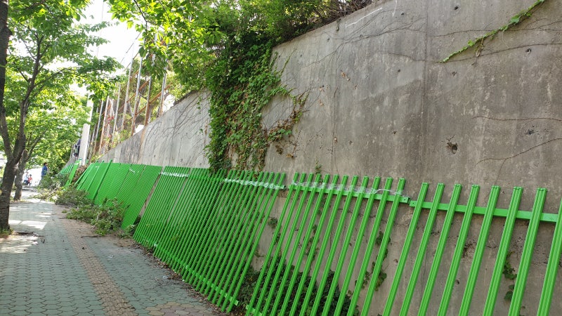 울산휀스ㅡ울산 울타리 울산 대성중 종골창살 휀스시공 울산휀스ㅡ울산 울타리 울산 대성중 종골창살 휀스시공
