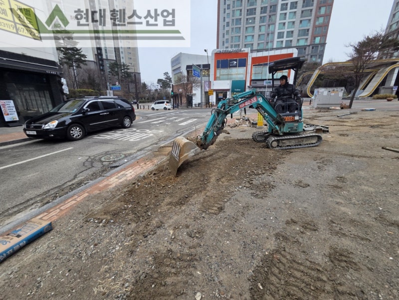고양휀스 펜스 울타리 - 고양시에 위치한 임시 주차장 부지에 경계용 메쉬휀스를 시공한 현장을 소개합니다.