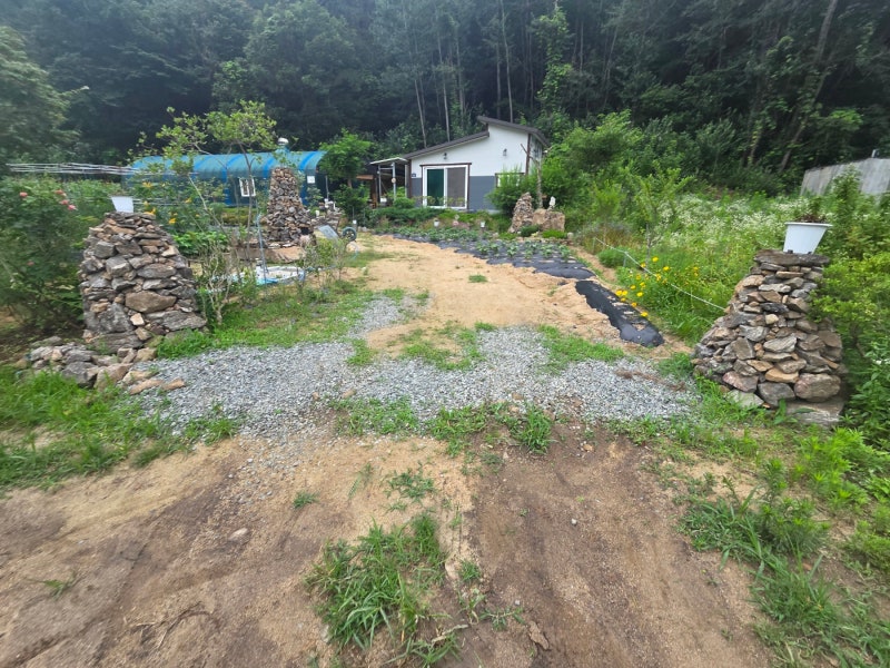 아산휀스 쌍문 대문 설치 메쉬휀스 토공용 영인산 인근 사유지 경계 펜스 시공 아산휀스 쌍문 대문 설치 메쉬휀스 토공용 영인산 인근 사유지 경계 펜스 시공