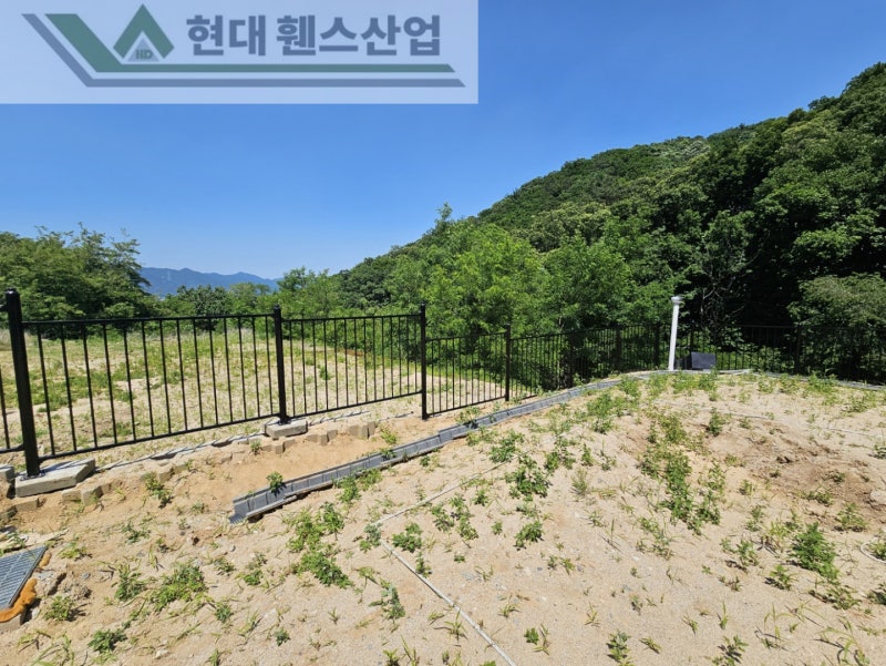 예산휀스 펜스 울타리 - 예산군 덕산면에 위치한 전원주택에 가성비 좋고 아름다운 베이직 휀스를 설치한 현장을 소개합니다.