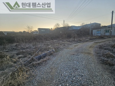천안휀스 펜스 울타리 - 천안시 직산읍에 위치한 나대지에 경계용 메쉬휀스를 시공한 현장을 소개합니다. 천안휀스 펜스 울타리 - 천안시 직산읍에 위치한 나대지에 경계용 메쉬휀스를 시공한 현장을 소개합니다.