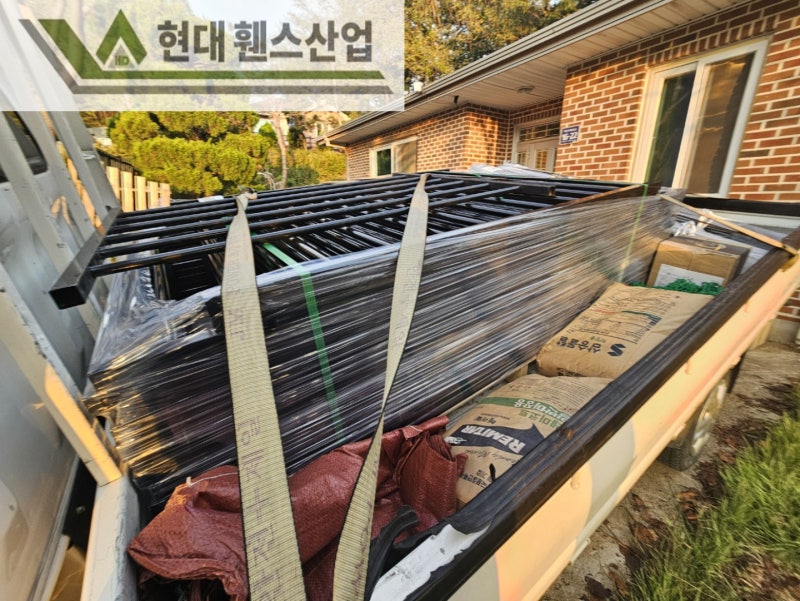 천안 휀스 펜스 울타리 - 천안시 신부동에 위치한 작은 전원주택 경계에 베이직 A형휀스를 시공한 현장을 소개합니다.