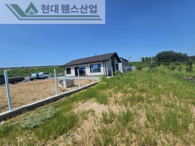 천안휀스 펜스 울타리 - 천안시 성환읍에 위치한 전원 주택에 경계용 메쉬휀스를 시공한 현장을 소개합니다. 천안휀스 펜스 울타리 - 천안시 성환읍에 위치한 전원 주택에 경계용 메쉬휀스를 시공한 현장을 소개합니다.